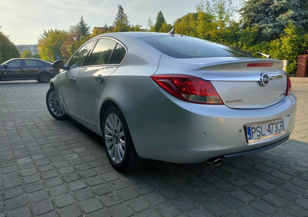 Opel Insignia cena 25900 przebieg: 212000, rok produkcji 2010 z Słupca małe 326